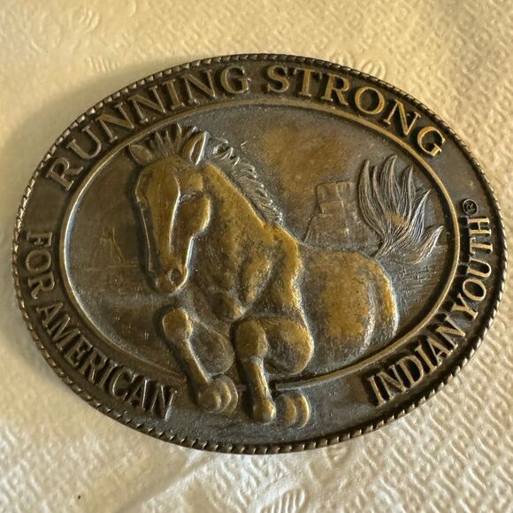 "RUNNING STRONG FOR AMERICAN INDIAN YOUTH®." BRASS BELT BUCKLE - Picture 3 of 3